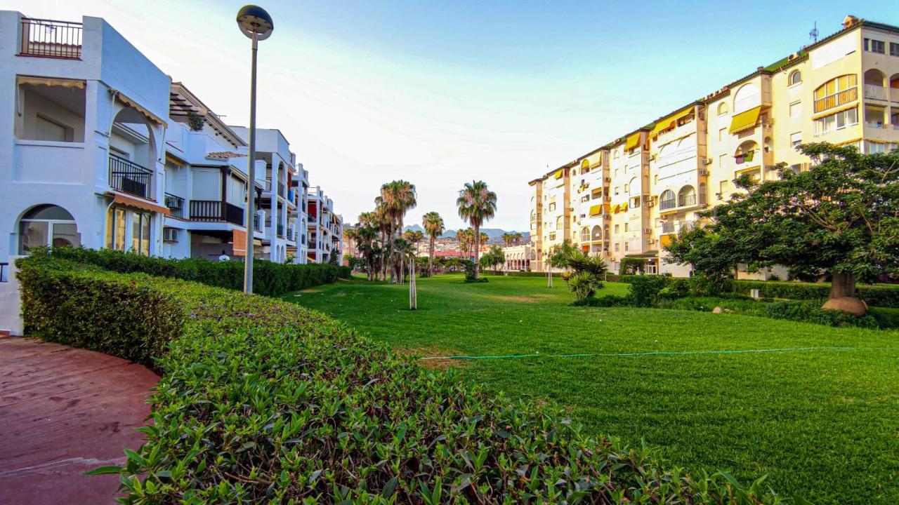 Laguna Beach Costasol - Alojamientos La Torre Torrox Extérieur photo